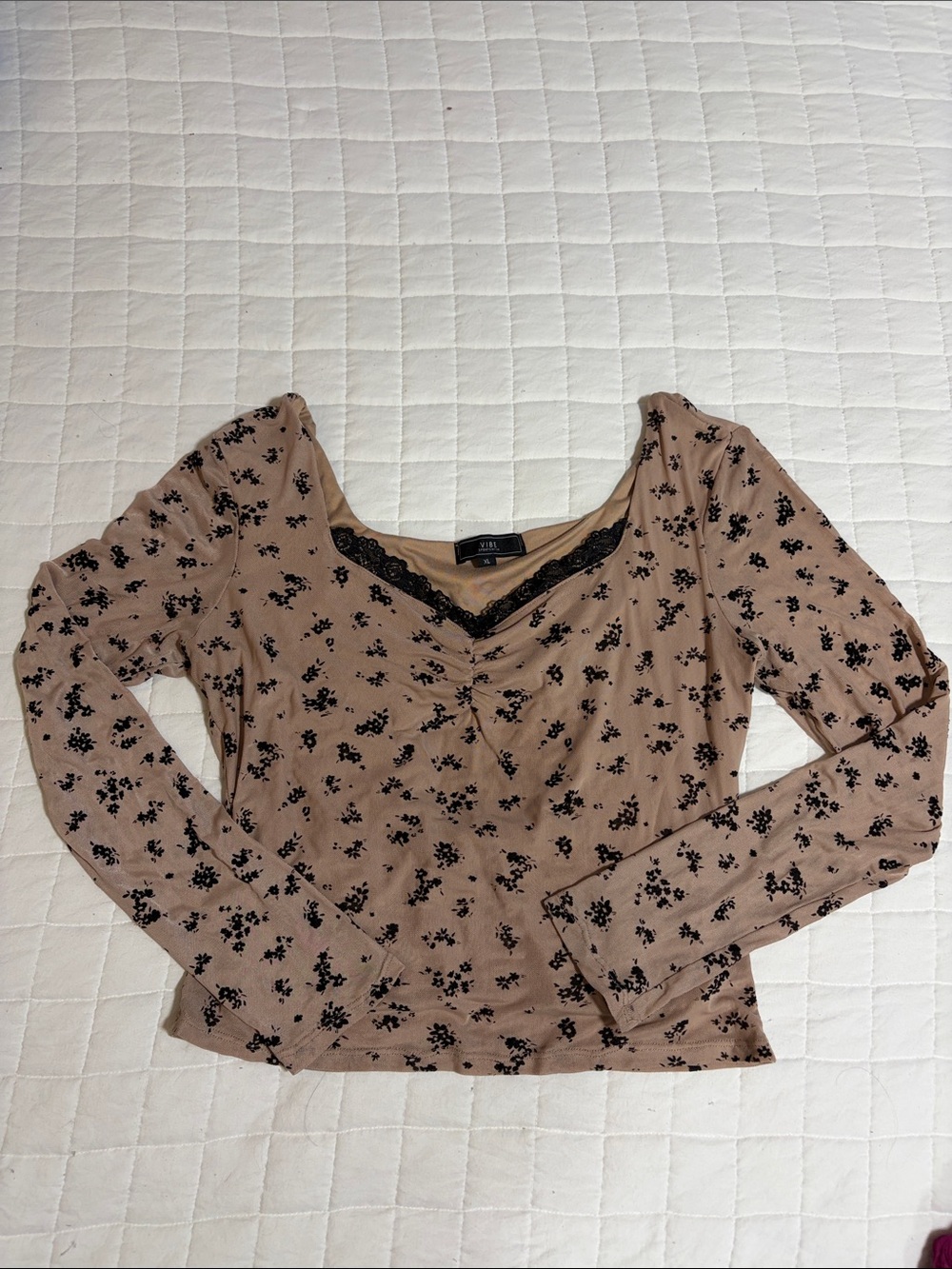 Vibe Taupe Floral Lace-Trim Long Sleeve Tee